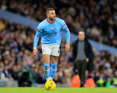 Manchester City 'den Kyle Walker 8 Ocak 202' de Etihad Stadyumu 'nda oynanan FA Cup Üçüncü Raund karşılaşmasında topu kontrol ediyor.