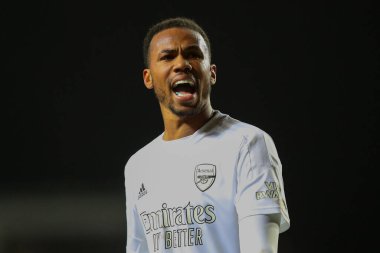 Arsenal 'den Gabriel, 9 Ocak 202' de Oxford Stadyumu 'nda oynanan üçüncü tur müsabakasında takım arkadaşlarına talimat verir.