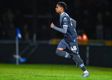 Plymouth Argyle forveti Freddie Issaka (48), Bristol Rovers ile Plymouth Argyle arasındaki 10 Ocak 202 tarihli Memorial Stadyumu 'nda oynanan Papa John' s Trophy karşılaşmasında yerini aldı.