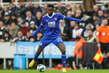 Leicester City 'den 25. Wilfred Ndidi, Carabao Kupası çeyrek final maçı sırasında St.James' s Park, Newcastle, İngiltere 'de Newcastle United' a karşı Leicester City 'de maç yapıyor.