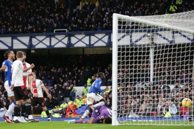 Amadou Onana #8 of Everton scores to make it 1-0 during the Premier League match Everton vs Southampton at Goodison Park, Liverpool, United Kingdom, 14th January 202