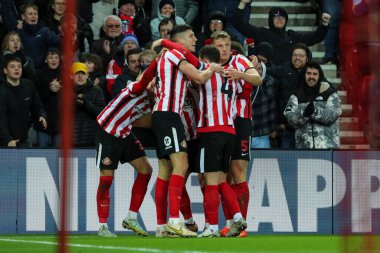 Dan Neil #24 of Sunderland Celebrates scoring 1-1 during the Sky Bet Championship match Sunderland vs Swansea City at Stadium Of Light, Sunderland, United Kingdom, 14th January 202