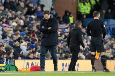A dejected Frank Lampard manager of Everton looks down during the Premier League match Everton vs Southampton at Goodison Park, Liverpool, United Kingdom, 14th January 202