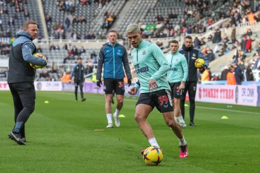 Bruno Guimares #39 of Newcastle United during the pre-game warm up ahead of during the Premier League match Newcastle United vs Fulham at St. James's Park, Newcastle, United Kingdom, 15th January 2023