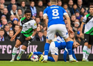 Plymouth Argyle full back Bali Mumba  (17)  attacking  during the Sky Bet League 1 match Ipswich Town vs Plymouth Argyle at Portman Road, Ipswich, United Kingdom, 14th January 202
