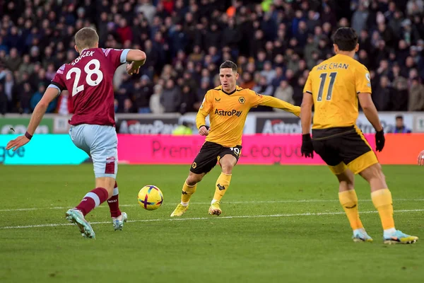 Daniel Podence #10 of Wolverhampton Wanderers scores the opening goal of the game to make it  1-0 during the Premier League match Wolverhampton Wanderers vs West Ham United at Molineux, Wolverhampton, United Kingdom, 14th January 202