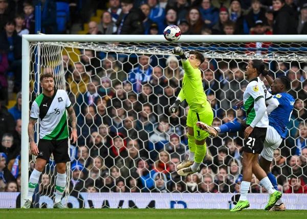 Plymouth Argyle goalkeeper Michael Cooper  (1) makes a save  during the Sky Bet League 1 match Ipswich Town vs Plymouth Argyle at Portman Road, Ipswich, United Kingdom, 14th January 202
