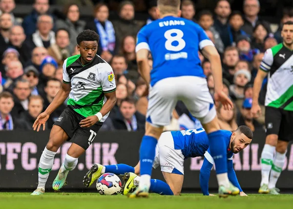 Plymouth Argyle full back Bali Mumba  (17)  attacking  during the Sky Bet League 1 match Ipswich Town vs Plymouth Argyle at Portman Road, Ipswich, United Kingdom, 14th January 202