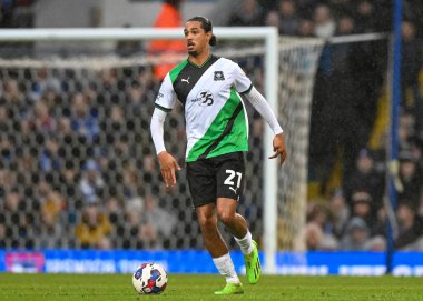 Plymouth Argyle defender Nigel Lonwijk (21) on the ball  during the Sky Bet League 1 match Ipswich Town vs Plymouth Argyle at Portman Road, Ipswich, United Kingdom, 14th January 202