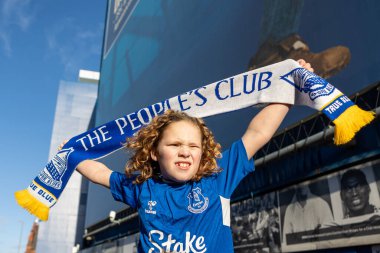 Everton fan holds scarf aloft saying The Peoples Club on Goodison Road before the Premier League match Everton vs Southampton at Goodison Park, Liverpool, United Kingdom, 14th January 2023