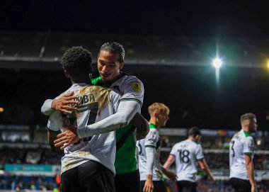 GOAL Plymouth Argyle full back Bali Mumba  (17)  celebrates a goal to make it 1-1 in added on time  with Plymouth Argyle defender Nigel Lonwijk (21)  during the Sky Bet League 1 match Ipswich Town vs Plymouth Argyle at Portman Road, Ipswich, United K