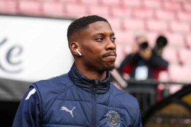 Marvin Ekpiteta #21 of Blackpool arriving during the Sky Bet Championship match Watford vs Blackpool at Vicarage Road, Watford, United Kingdom, 14th January 202