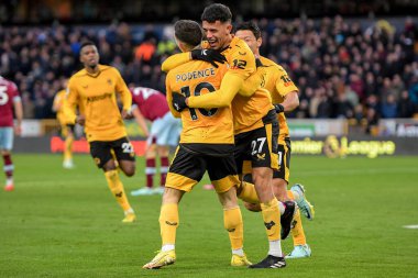 Daniel Podence #10 of Wolverhampton Wanderers celebrates his goal with Matheus Nunes #27 of Wolverhampton Wanderers during the Premier League match Wolverhampton Wanderers vs West Ham United at Molineux, Wolverhampton, United Kingdom, 14th January 20