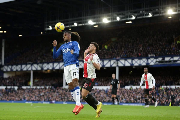 Alex Iwobi #17 of Everton heads the ball during the Premier League match Everton vs Southampton at Goodison Park, Liverpool, United Kingdom, 14th January 202