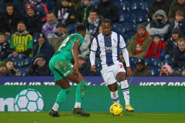 Reyes Cleary #28 of West Bromwich Albion runs at Tyrone Williams #12 of Chesterfield during the Emirates FA Cup Third Round Replay match West Bromwich Albion vs Chesterfield at The Hawthorns, West Bromwich, United Kingdom, 17th January 202