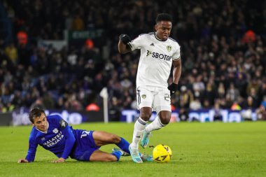 Luis Sinisterra #23 of Leeds United breaks past Tom Sang #12 of Cardiff City during the Emirates FA Cup Third Round replay Leeds United vs Cardiff City at Elland Road, Leeds, United Kingdom, 18th January 202