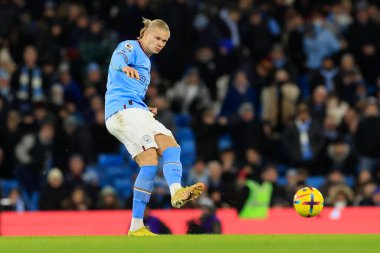 Erling Haaland #9 of Manchester City in action during the Premier League match Manchester City vs Tottenham Hotspur at Etihad Stadium, Manchester, United Kingdom, 19th January 202