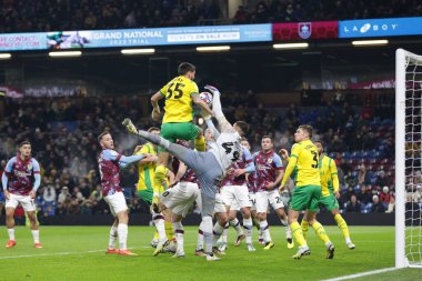 Okay Yokulu #35 of West Bromwich Albion fouls Arijanet Muric #49 of Burnley during the Sky Bet Championship match Burnley vs West Bromwich Albion at Turf Moor, Burnley, United Kingdom, 20th January 2023