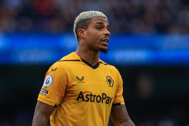 Mario Lemina #5 of Wolverhampton Wanderers during the Premier League match Manchester City vs Wolverhampton Wanderers at Etihad Stadium, Manchester, United Kingdom, 22nd January 202