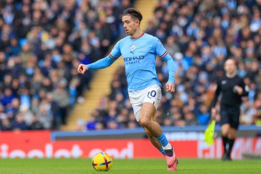 Jack Grealish #10 of Manchester City runs with the ball during the Premier League match Manchester City vs Wolverhampton Wanderers at Etihad Stadium, Manchester, United Kingdom, 22nd January 202