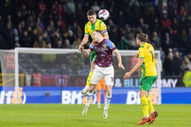 Dara O'Shea #4 of West Bromwich Albion headers the ball during the Sky Bet Championship match Burnley vs West Bromwich Albion at Turf Moor, Burnley, United Kingdom, 20th January 202