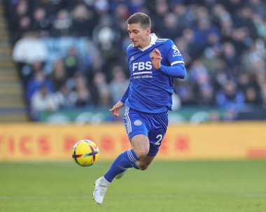 Dennis Praet #26 of Leicester City controls the ball during the Premier League match Leicester City vs Brighton and Hove Albion at King Power Stadium, Leicester, United Kingdom, 21st January 202