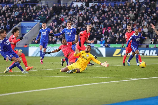 Marc Albrighton #11 of Leicester City scores to make it 1-1 during the Premier League match Leicester City vs Brighton and Hove Albion at King Power Stadium, Leicester, United Kingdom, 21st January 202
