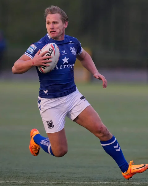 Brad Dwyer #33 of Hull FC makes a break during the Rugby League Pre Season match Sheffield Eagles vs Hull FC at Sheffield Olympic Legacy Park, Sheffield, United Kingdom, 22nd January 202