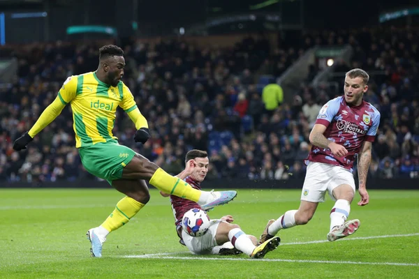 Daryl Dike #12 of West Bromwich Albion has his shot blocked during the Sky Bet Championship match Burnley vs West Bromwich Albion at Turf Moor, Burnley, United Kingdom, 20th January 202