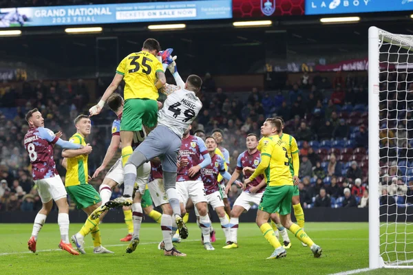 Okay Yokulu #35 of West Bromwich Albion fouls Arijanet Muric #49 of Burnley during the Sky Bet Championship match Burnley vs West Bromwich Albion at Turf Moor, Burnley, United Kingdom, 20th January 2023