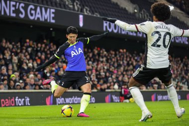 Son Heung-Min #7 of Tottenham Hotspur in action during the Premier League match Fulham vs Tottenham Hotspur at Craven Cottage, London, United Kingdom, 23rd January 202