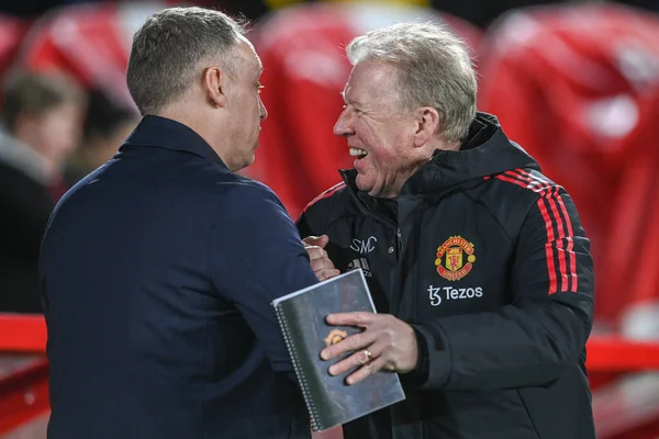 Steve Cooper Manager Nottingham Forest Shakes Hands Manchester United Assistant — Stock Photo, Image