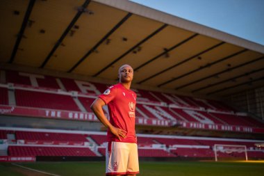 Nottingham Ormanı, 2 Şubat 2023 'te Nottingham, İngiltere' deki City Ground 'da kısa süreli bir anlaşma için Andr Ayew' i serbest bıraktı.