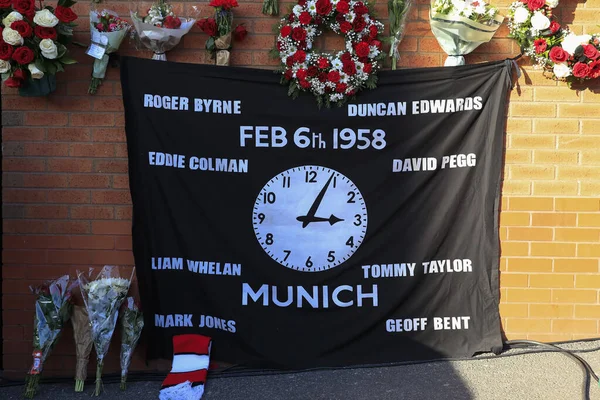 Commemorative Banner Manchester United Mark 65Th Anniversary Munich Air Disaster — Stock Photo, Image