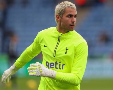 Alfie Whiteman #41 of Tottenham Hotspur during the pre-game warm up ahead of the Premier League match Leicester City vs Tottenham Hotspur at King Power Stadium, Leicester, United Kingdom, 11th February 202