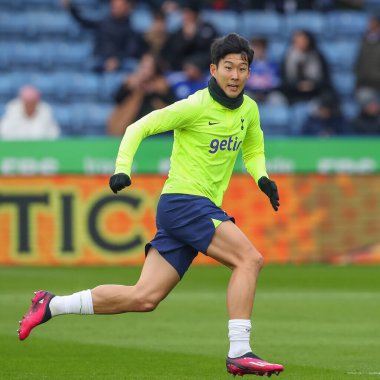 Son Heung-Min #7 of Tottenham Hotspur during the pre-game warm up ahead of the Premier League match Leicester City vs Tottenham Hotspur at King Power Stadium, Leicester, United Kingdom, 11th February 202