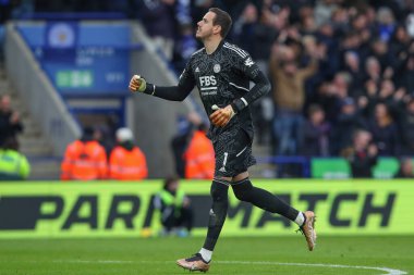 Danny Ward #1 of Leicester City celebrates Nampalys Mendy #24 of Leicester City goal to make it 1-1 during the Premier League match Leicester City vs Tottenham Hotspur at King Power Stadium, Leicester, United Kingdom, 11th February 202
