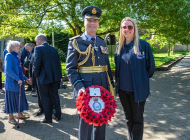 617. Filo ve Kraliyet Hava Kuvvetleri 'nin gazileri ve üyeleri, 20 Mayıs 2023' te İngiltere 'nin Woodhall Spa kentindeki anma törenine Dambusters Baskınının 80. yıldönümü anısına katıldılar.