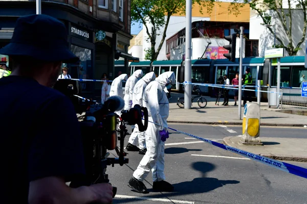 Криминалисты Обыскивают Местную Местность Нападение Фургона Ноттингема Три Человека Мертвы — стоковое фото