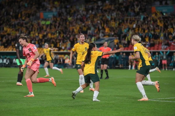 オーストラリアのアルナ ケネディ 14は Fifa女子ワールドカップ2023グループBマッチオーストラリアの女性対サンコープスタジアムのナイジェリア女性 ブリスベン オーストラリア 27Th 7月2023の間にそれを作るためにスコア — ストック写真