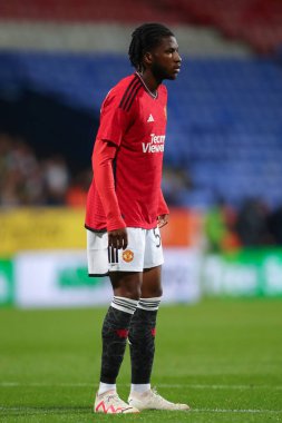 Manchester United 'ın 53 numaralı Willy Kambwala maçı sırasında Bolton Wanderers, Manchester United U21' e karşı Toughsheet Community Stadyumu, Bolton, Birleşik Krallık, 26 Eylül 2023