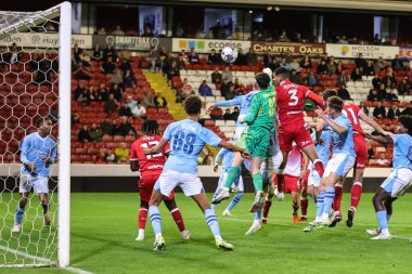 Barnsley 'den Jon Russell # 3 EFL Kupası maçında 2-0 berabere kaldı. Barnsley, Manchester City U21' e karşı Oakwell, Barnsley, Birleşik Krallık, 26 Eylül 2023