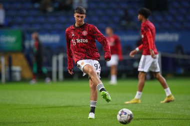 Manchester United 'dan James Scanlon # 92 maç öncesi ısınma maçı öncesinde Bolton Wanderers Manchester United U21' e karşı Toughsheet Community Stadyumu, Bolton, Birleşik Krallık, 26 Eylül 2023