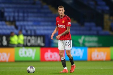 Manchester United 'ın 66 numaralı oyuncusu Rhys Bennett, 26 Eylül 2023' te Manchester United U21 'e karşı oynanan EFL Kupası maçında Bolton Wanderers' a karşı Toughsheet Community Stadyumu, Bolton, İngiltere