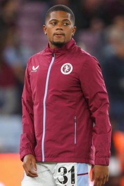 Leon Bailey # 31 Aston Villa maç öncesi ısınma turunda Carabao Kupası 'nın önünde Aston Villa Everton' a karşı Villa Park, Birmingham, Birleşik Krallık, 27 Eylül 202