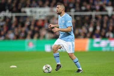 Manchester City 'den Mateo Kovai # 8 Carabao Kupası üçüncü tur karşılaşmasında topla birlikte Newcastle United Manchester City' ye karşı St. James 's Park, Newcastle, İngiltere, 27 Eylül 2023
