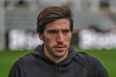 Sandro Tonali #8 of Newcastle United arrives during the Carabao Cup Third Round match Newcastle United vs Manchester City at St. James's Park, Newcastle, United Kingdom, 27th September 202 clipart