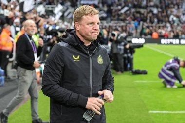 Newcastle United 'ın Eddie Howe teknik direktörü Carabao Kupası' nda oynanan maçtan önce Newcastle United ile Manchester City arasında 27 Eylül 202 'de St. James' s Park, Newcastle 'da oynanan karşılaşma.