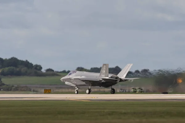 Usaf Lockheed Martin Lightning Lands Raf Lakenheath Lakenheath United Kingdom — Stock Photo, Image