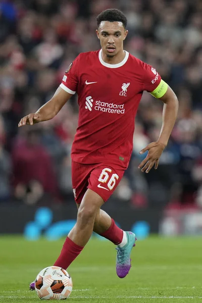 Trent Alexander Arnold Liverpool Går Med Bollen Uefa Europa League — Stockfoto